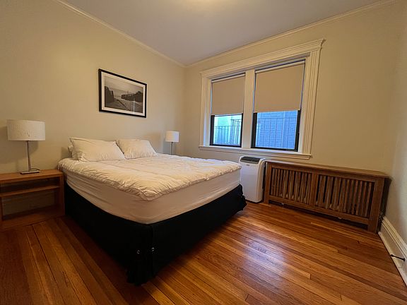 4th image of 52 Charlesgate E APT 174