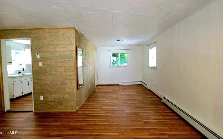 151 Wyoming St — Photo 5