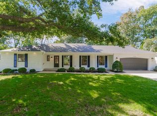 8326 Maple Ln, Overland Park, KS 66207