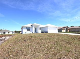 3002 12th St SW, Lehigh Acres, FL 33976