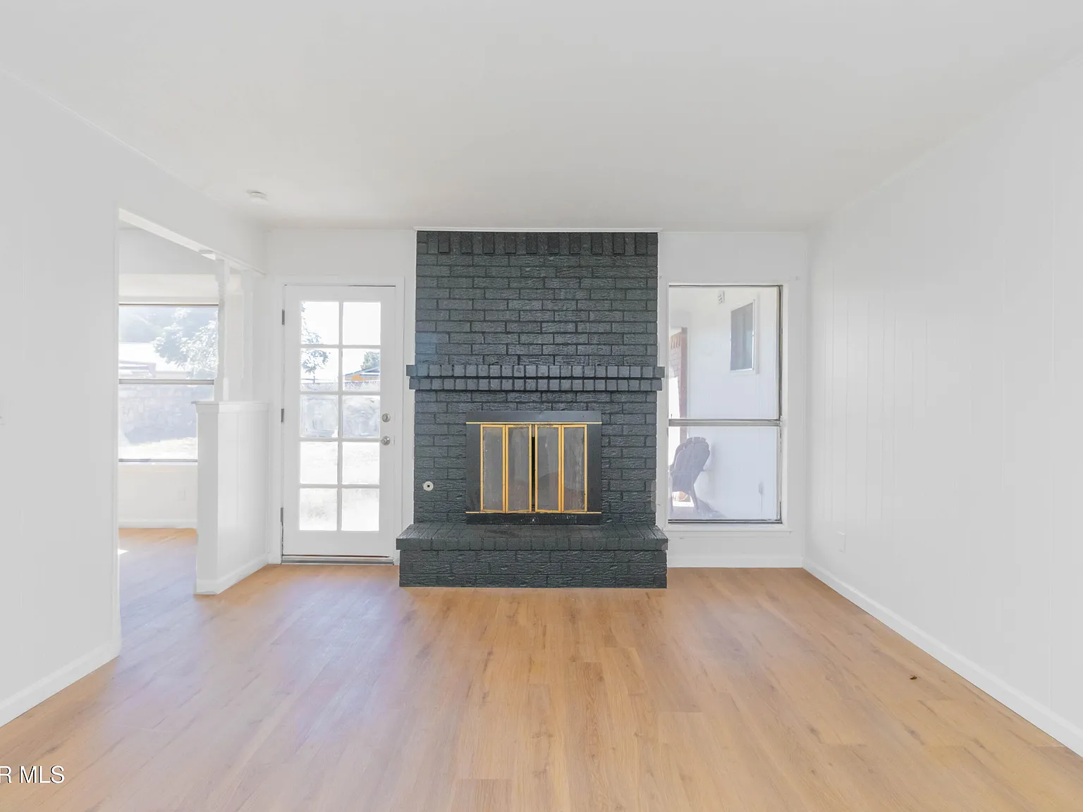 3 bed, 2.0 bath, 1639 sqft, $1,800 — Photo 4