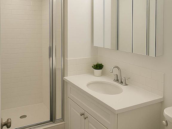 5th image of 353 E 83rd St APT 22J