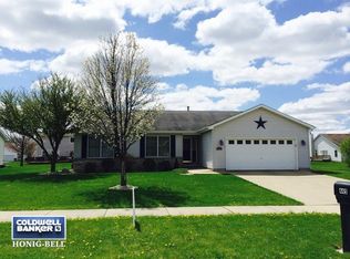 445 Graf St, Somonauk, IL 60552
