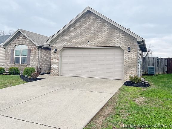 2nd image of 8827 Woodford Drive