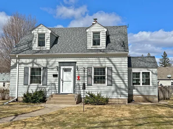 891 Nebraska Ave W, Saint Paul, MN 55117