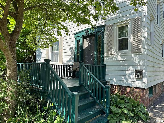 4th image of 814 N Prairie St