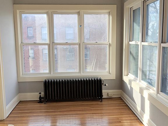 2nd image of 2338 Marshall Ave APT 206