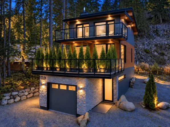 9391 Emerald Dr, Whistler, BC V8E 0G5