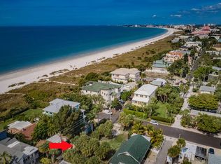 104 27th Ave, St Pete Beach, FL 33706
