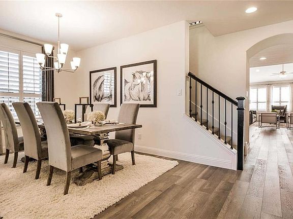 2nd image of 3683 Norwood Ave