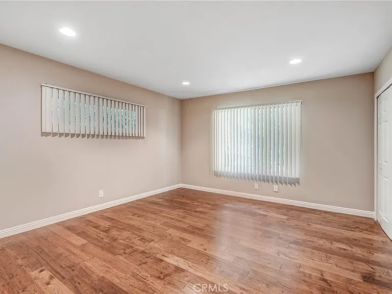 5437 Castle Knoll Rd — Photo 11