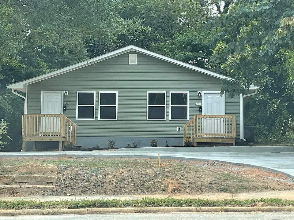 721 Crescent Ave #721 & 723