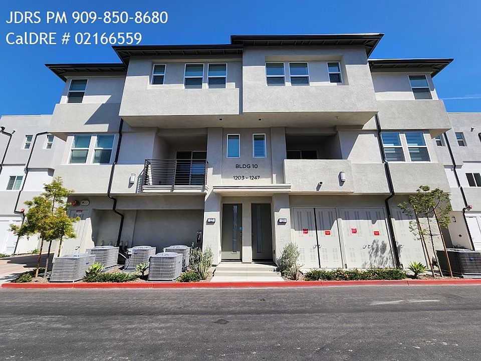 1st image of 1203 W Cara Dr