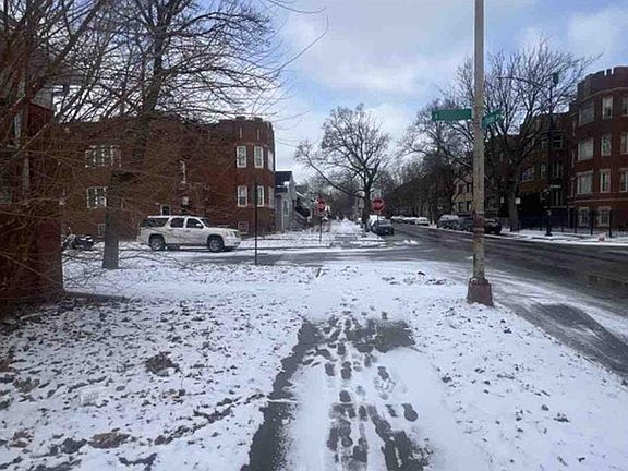 4th image of 7700 S Yates Blvd