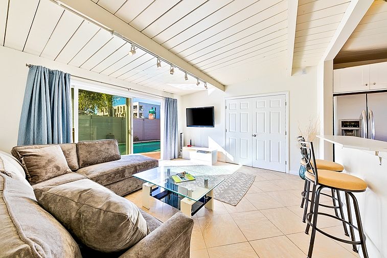 1st image of 1655 La Playa Ave