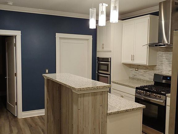 3rd image of 4937 N Bell Ave #1