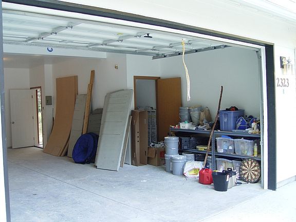 4th image of 2323 403rd St E