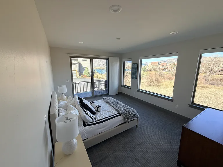 6389 E 820 S — Photo 11