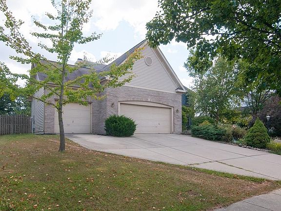 2nd image of 14742 Rosebud Dr
