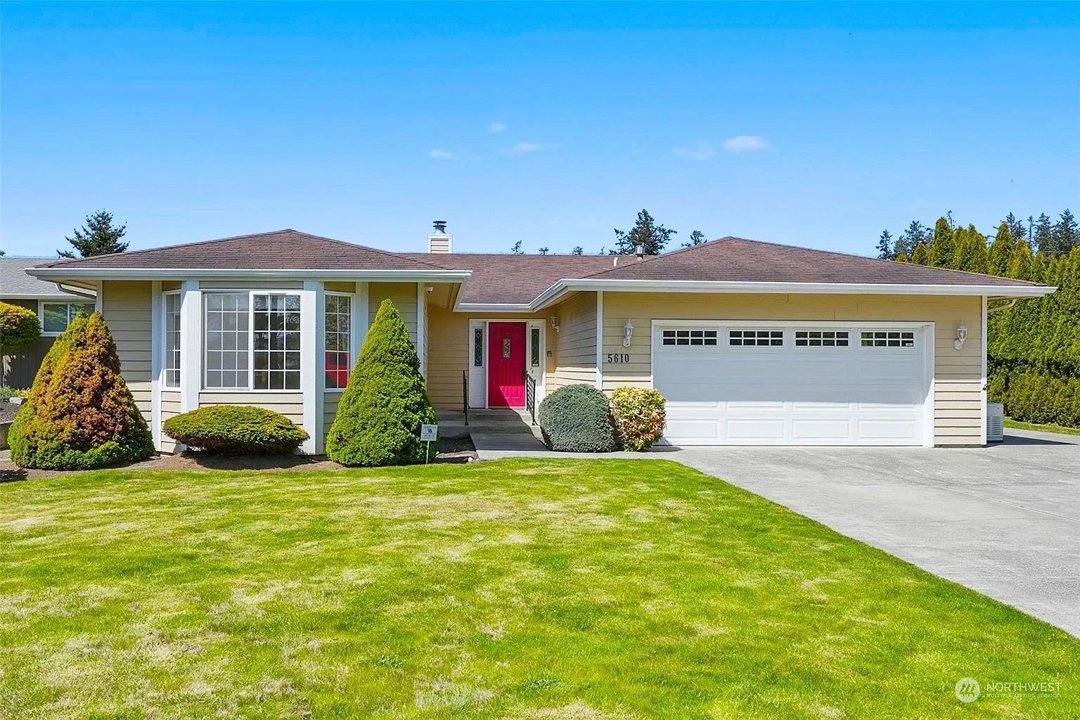 5610 Kingsway photo 1