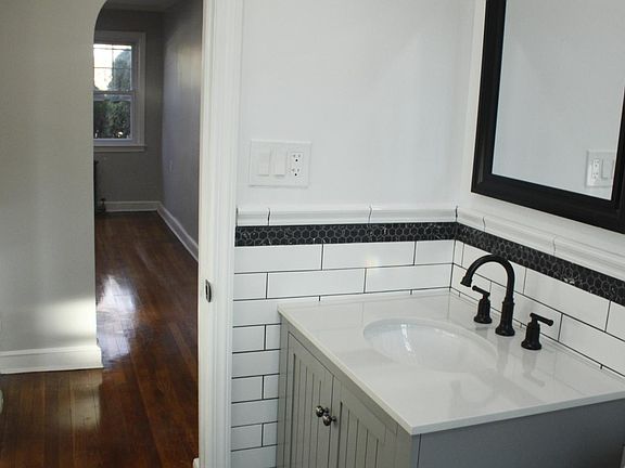 2nd image of 28 Horton Ave