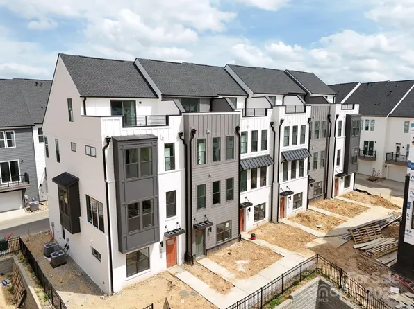 6025 Countess Dr #54, Charlotte, NC 28217