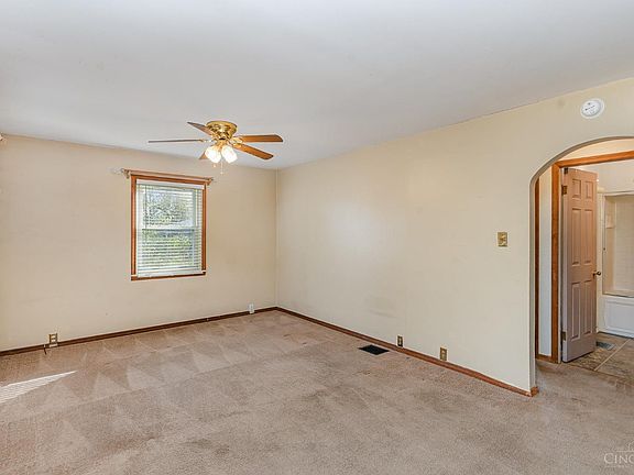 4th image of 6815 Sunray St