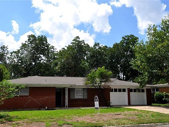 3rd image of 4924 Madella St