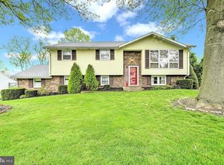 3541 Middleboro Rd, Dover, PA 17315