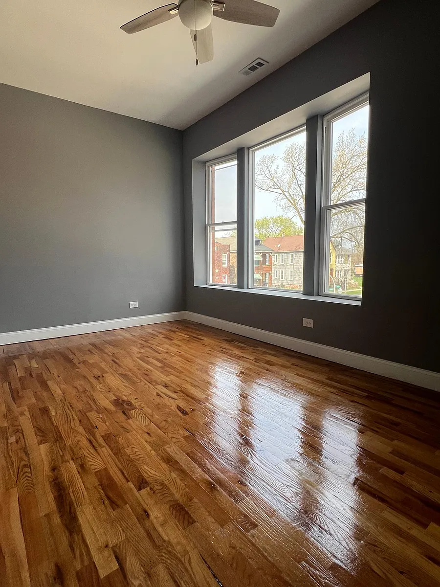 Building Photo - 5433 S Union Ave #2F