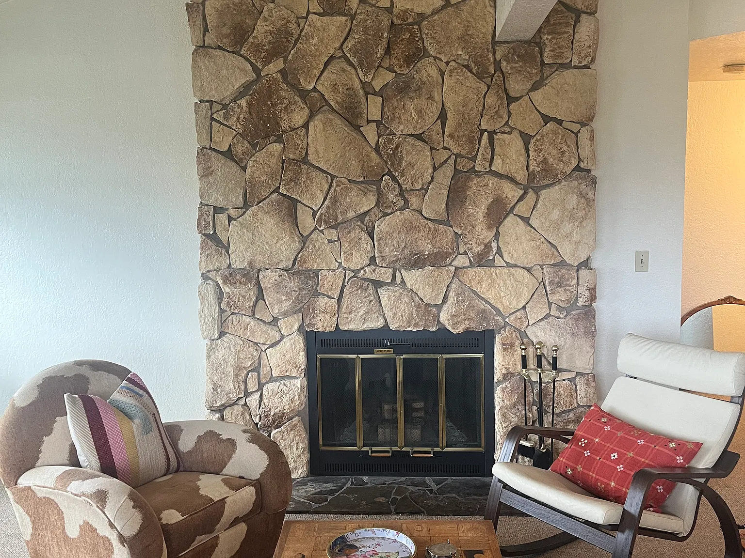 1 bed, 1.5 bath, 934 sqft, $1,840 — Photo 2