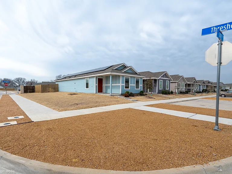 6638 Loy Dr — Photo 28