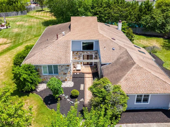 34 Country Walk, Cherry Hill, NJ 08003