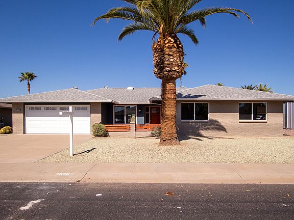3rd image of 9606 W Hidden Valley Cir N