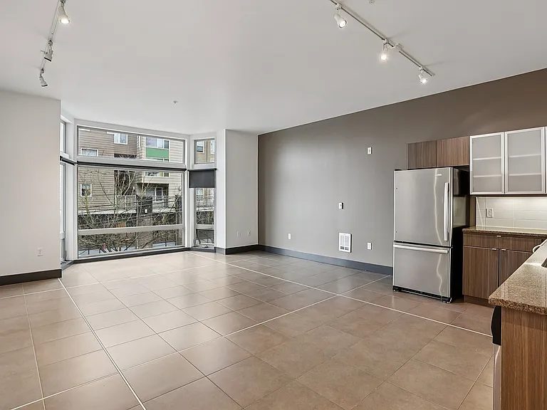 Lawrence Lofts — Photo 13