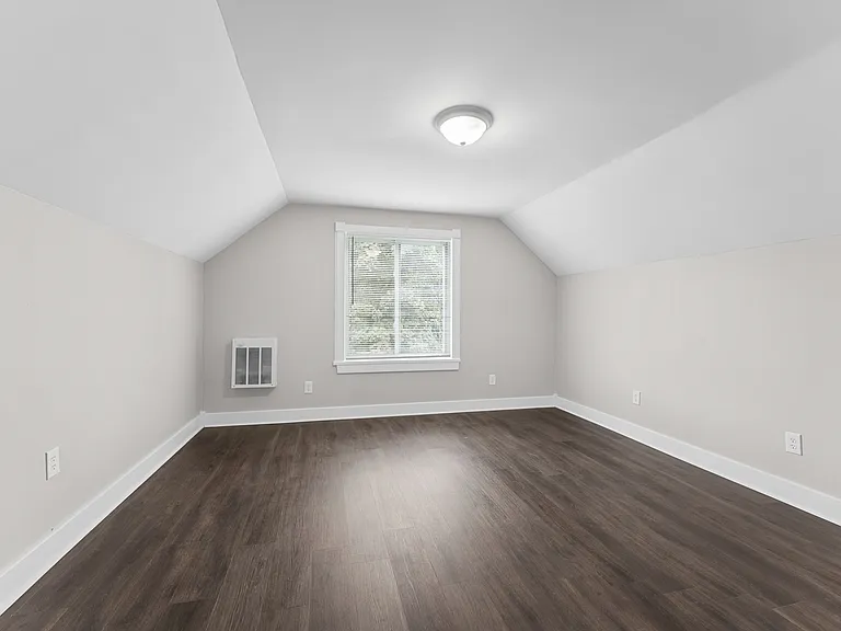 2474 4th St #2 — Photo 3