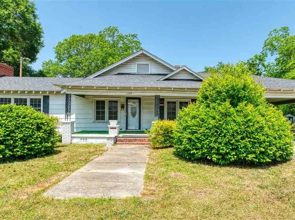 1309 E Hampton St, Dillon, SC 29536