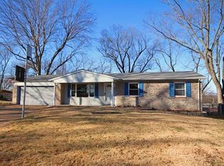 983 Sandstone Dr, Saint Louis, MO