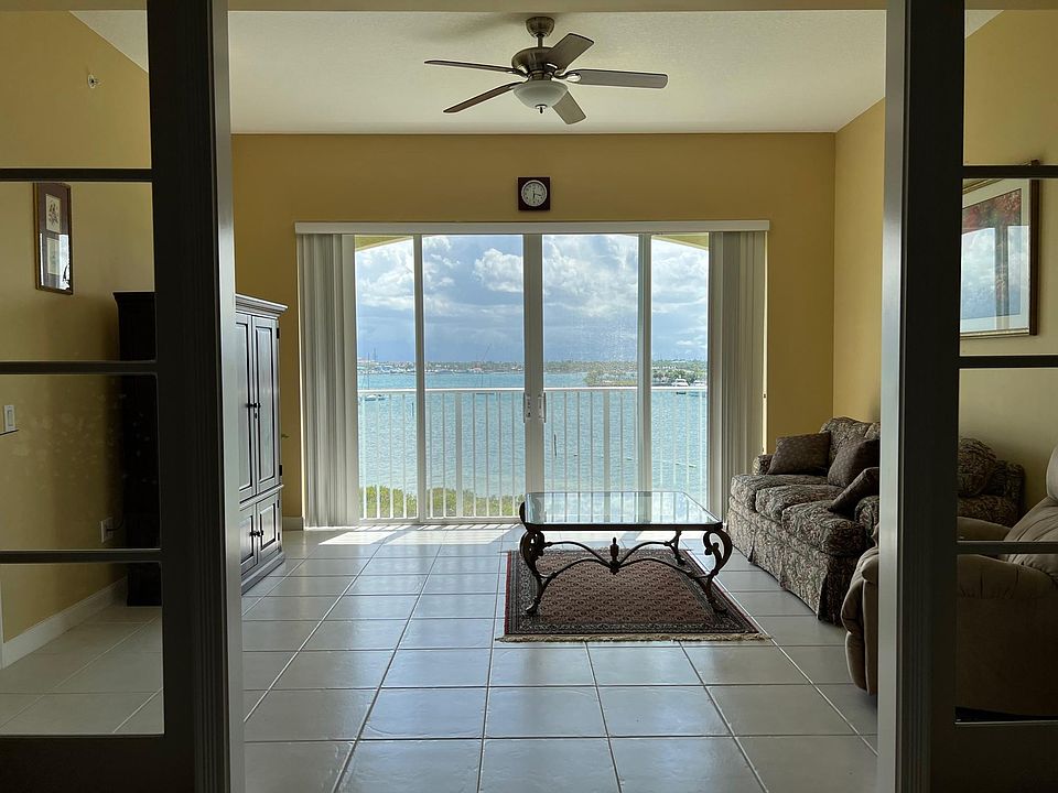 1st image of 31 Harbour Isles Dr W Penthouse 6