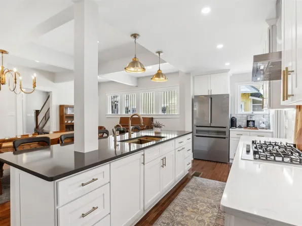 1721 Fairmount Ave, Fort Worth, TX 76110