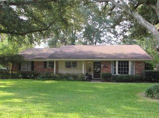 909 Eason Pl, Monroe, LA 71201