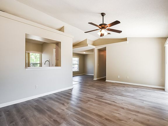 3rd image of 10703 Aria Ct