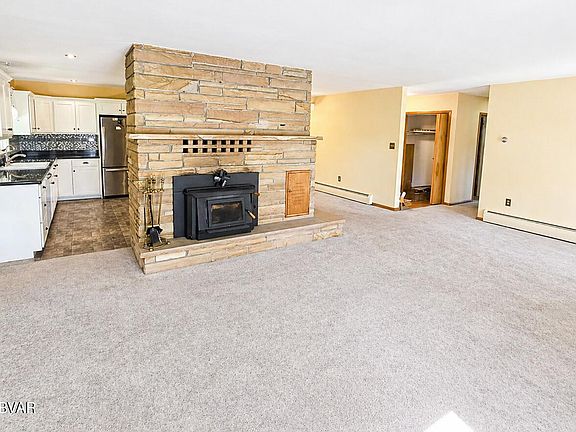4th image of 209 Lehman Dr