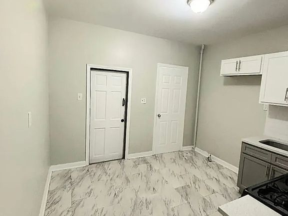 5th image of 413 Summer Ave #G1