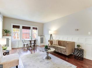 1742 N Rhodes St #5-304, Arlington, VA 22201