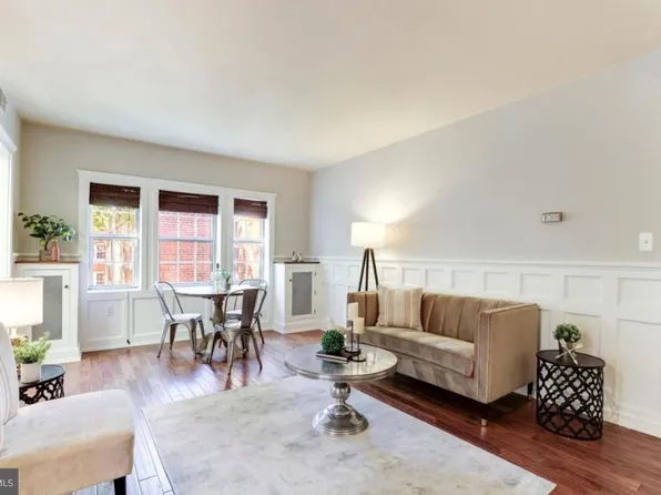 1742 N Rhodes St #5-304, Arlington, VA 22201