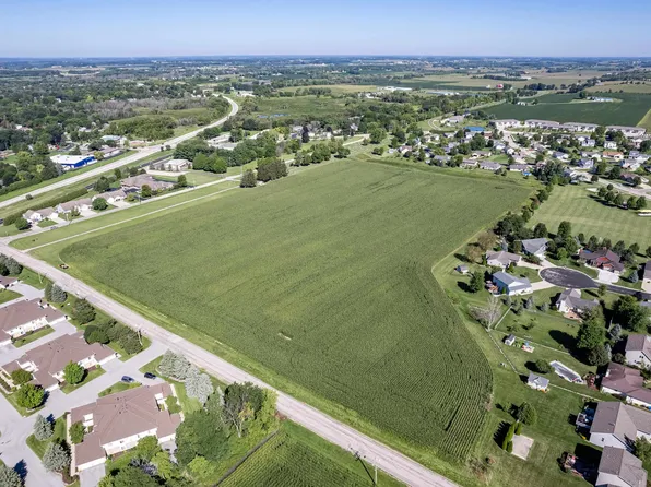 1310 Allwardt St, Watertown, WI 53098