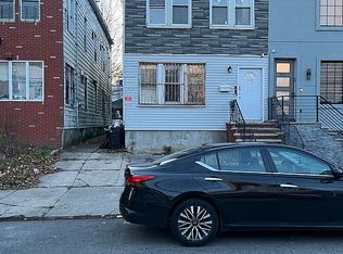 972 E 29th St #1, Brooklyn, NY