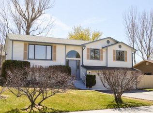 2915 Bluebird Ln, Idaho Falls, ID 83402