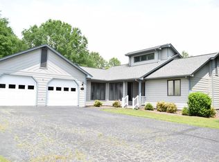 321 Teel Brooke Rd, Rocky Mount, VA 24151